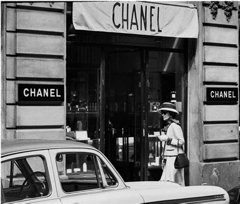 coco first chanel bag|coco chanel first shop.